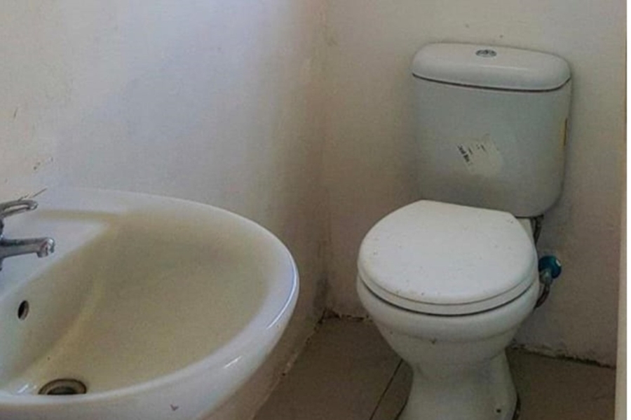 15 Bedroom Property for Sale in Beacon Bay Eastern Cape